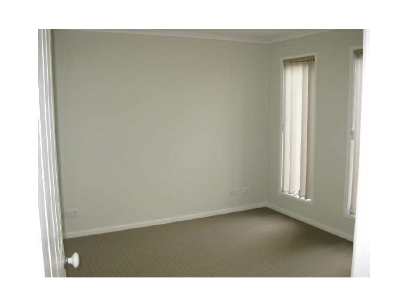 79 Calais Ccrt, Cranbourne VIC 3977