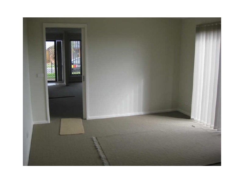 79 Calais Ccrt, Cranbourne VIC 3977