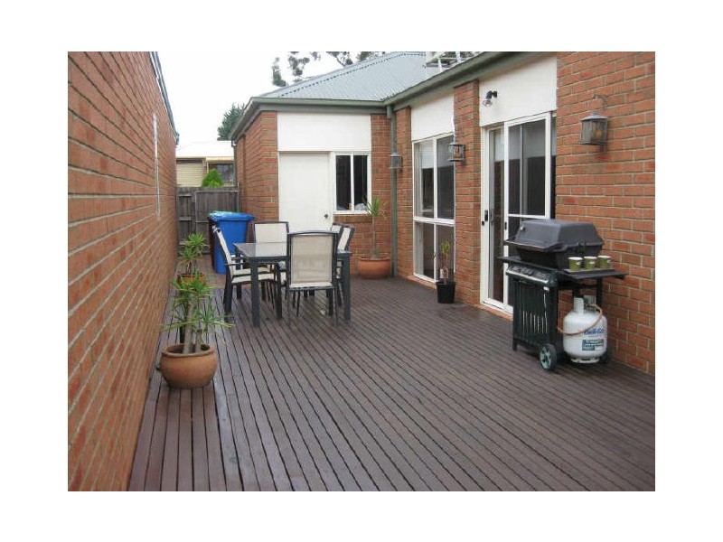 43 Leonard Avenue, Berwick VIC 3806