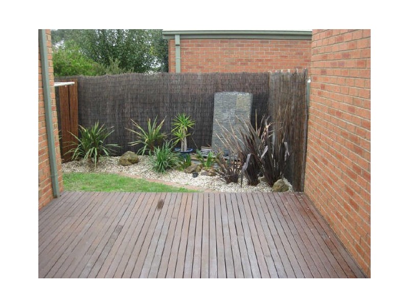 43 Leonard Avenue, Berwick VIC 3806