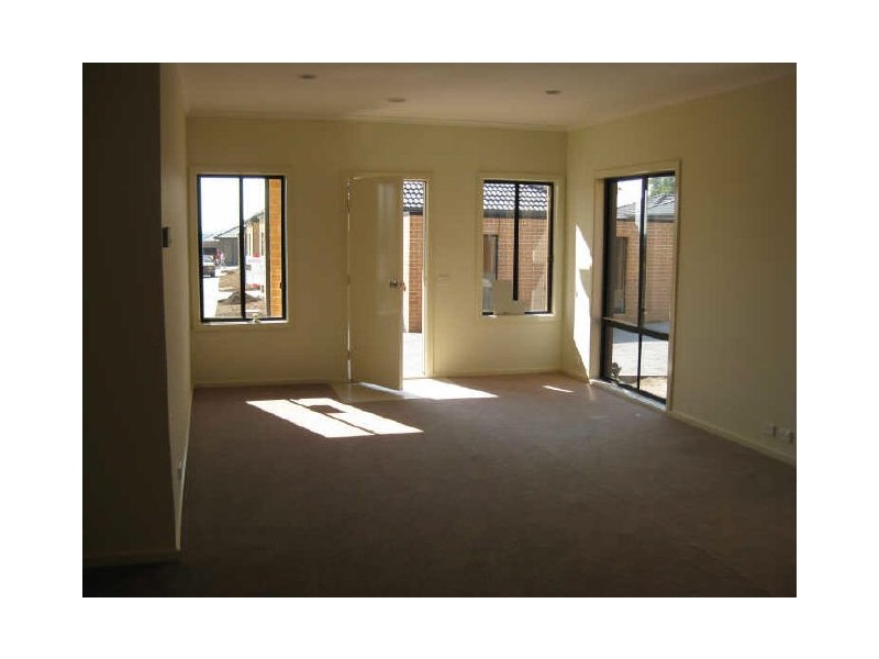2/10 Mina Court, Carrum Downs VIC 3201