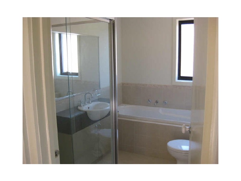 2/10 Mina Court, Carrum Downs VIC 3201