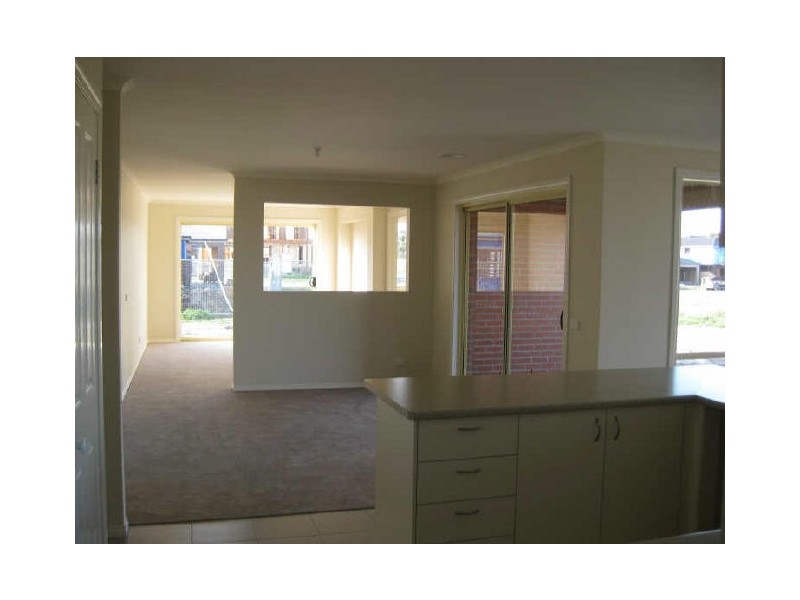26 Flash Dan Drive, Cranbourne VIC 3977