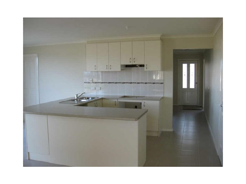 26 Flash Dan Drive, Cranbourne VIC 3977