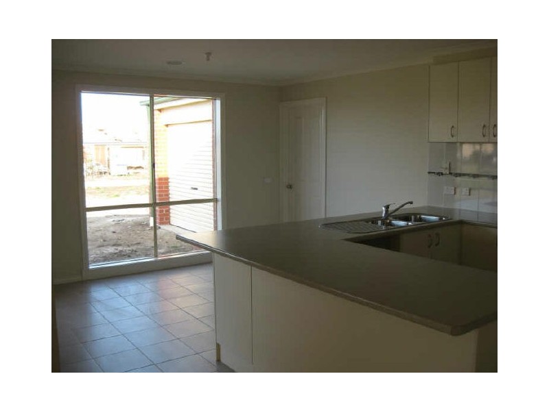 26 Flash Dan Drive, Cranbourne VIC 3977