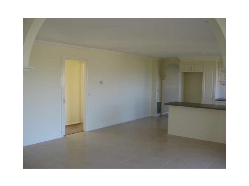 9 Peisley Crescent, Cranbourne VIC 3977