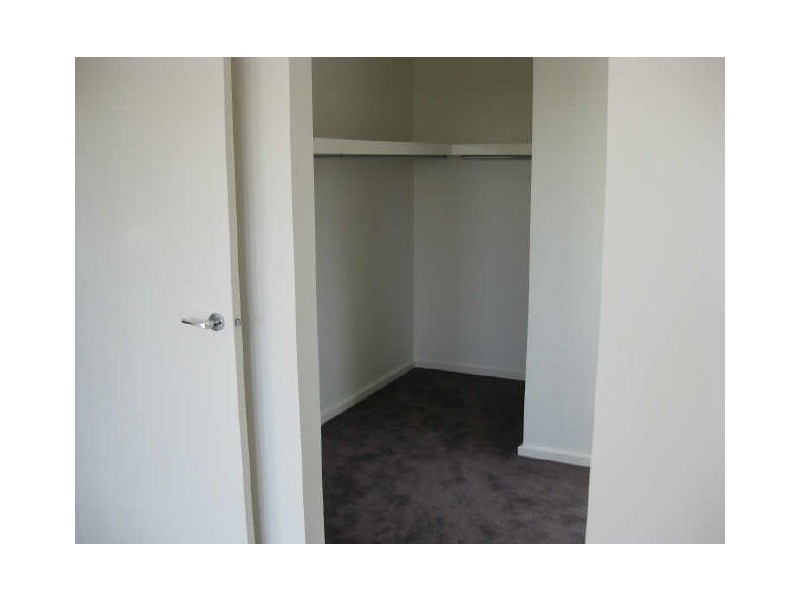 13 Ben Hall Street, Cranbourne VIC 3977