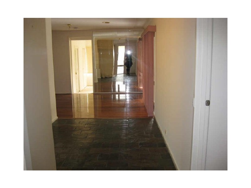 13 Cook Court, Cranbourne VIC 3977