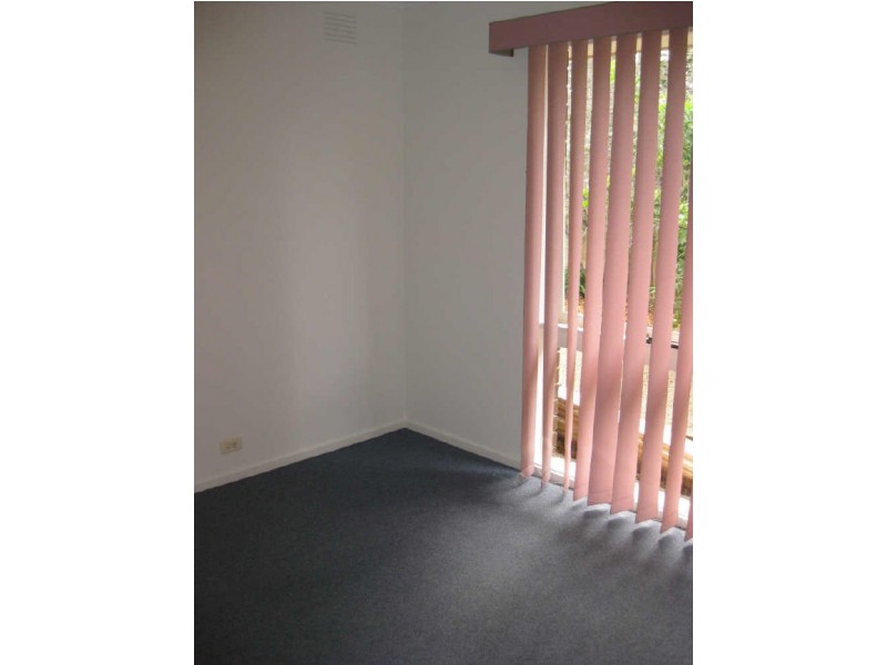 13 Cook Court, Cranbourne VIC 3977