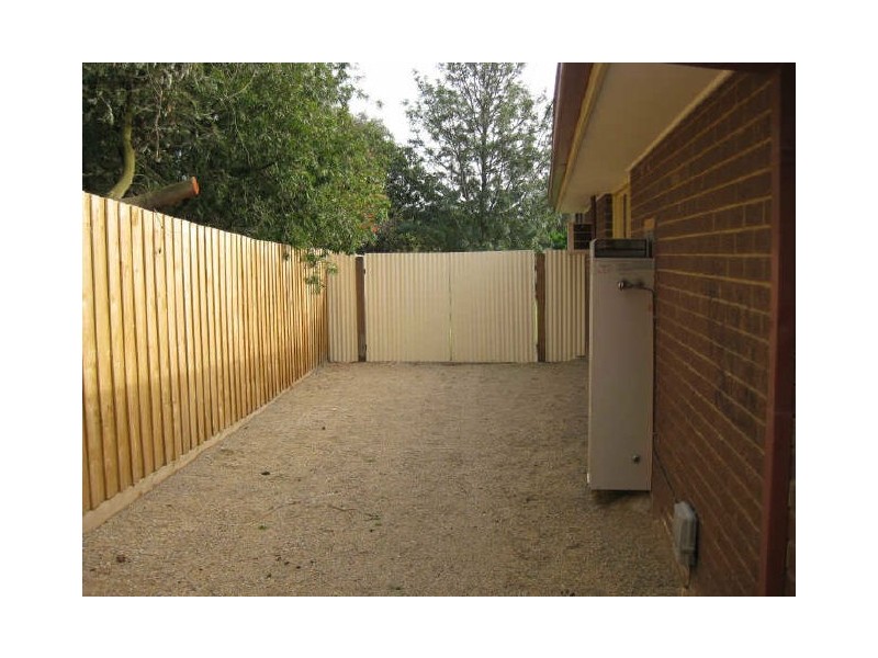 13 Cook Court, Cranbourne VIC 3977