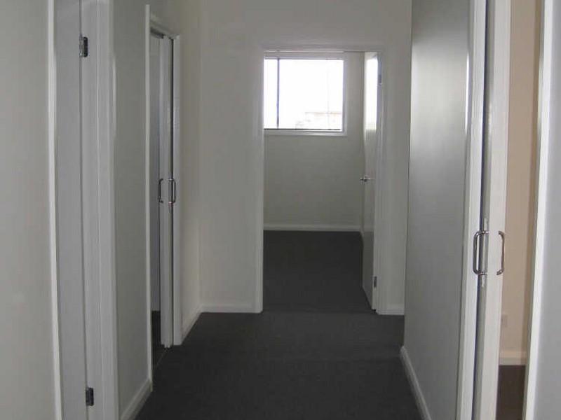 5 Ferndown Drive, Cranbourne VIC 3977