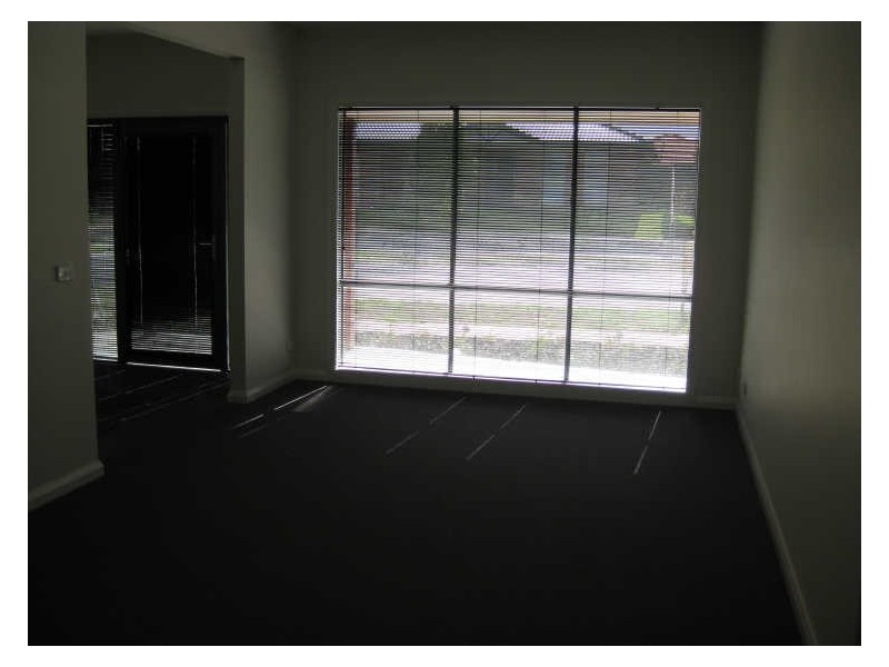 5 Ferndown Drive, Cranbourne VIC 3977