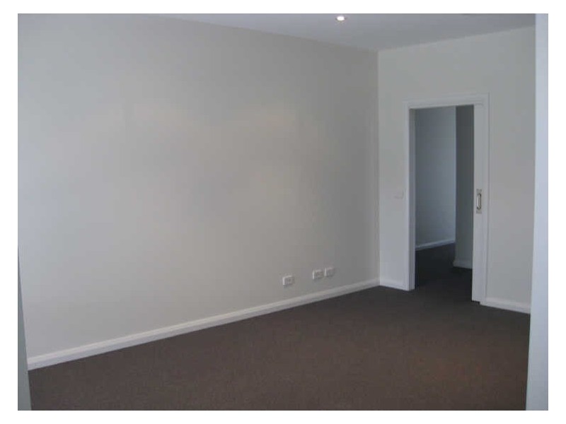 5 Ferndown Drive, Cranbourne VIC 3977