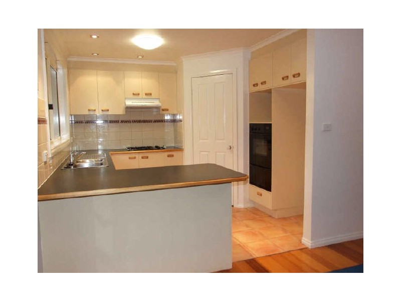 16 Wanderer Court, Berwick VIC 3806