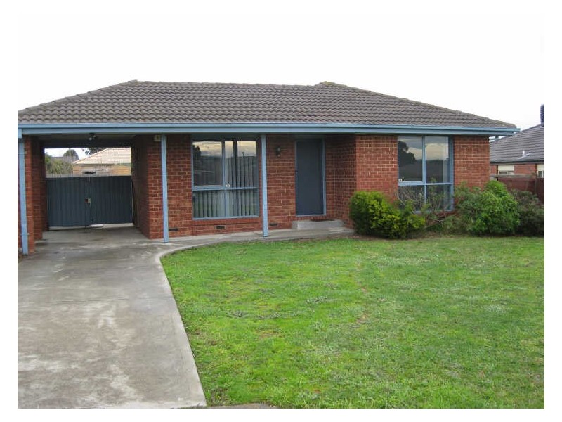 71 Homestead Road, Berwick VIC 3806