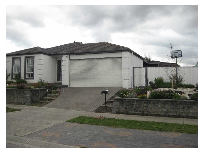 10 Lomandra Court, Narre Warren South VIC 3805