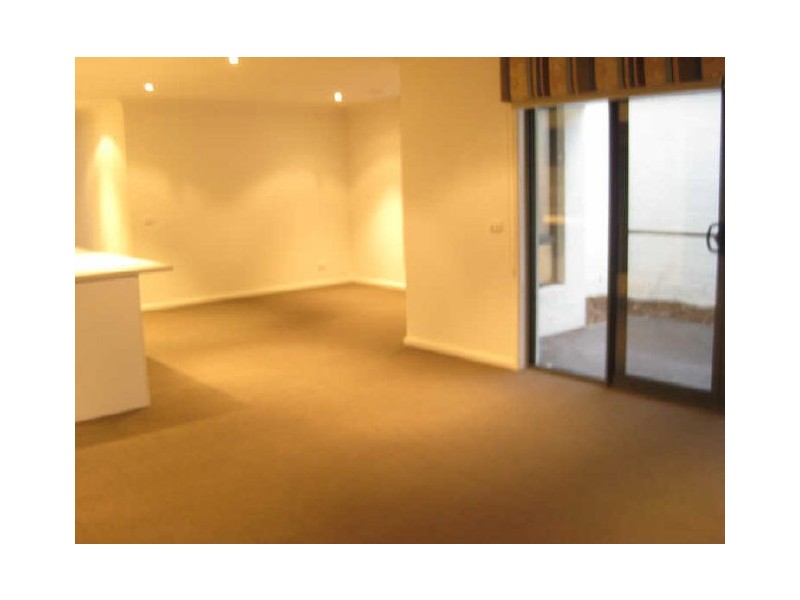 12 Whitehaven Street, Berwick VIC 3806