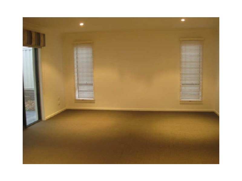 12 Whitehaven Street, Berwick VIC 3806