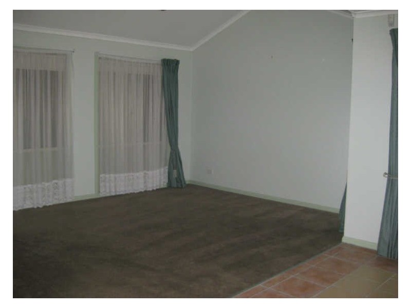 23 Innes Court, Berwick VIC 3806