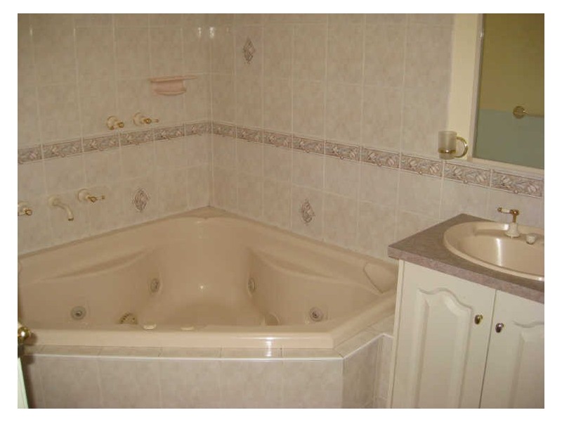 23 Innes Court, Berwick VIC 3806