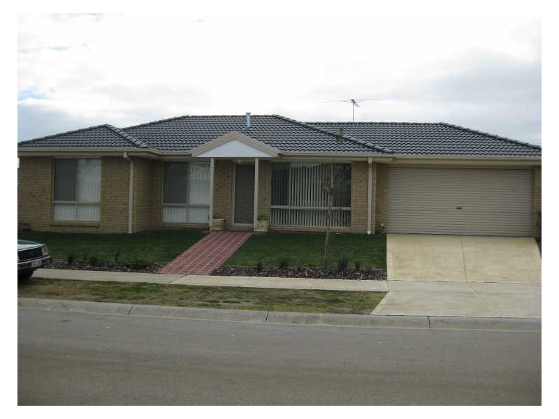 21 Coco Parade, Skye VIC 3977