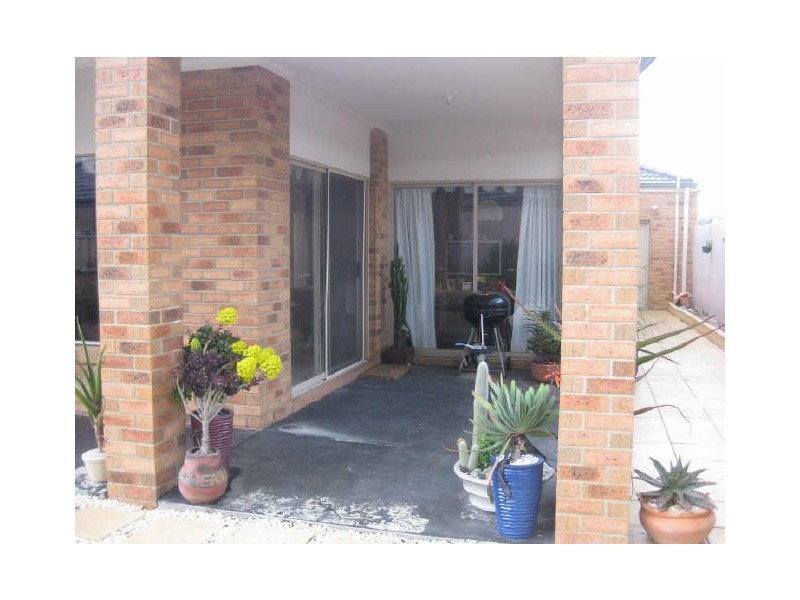 95 Skyline Way, Berwick VIC 3806