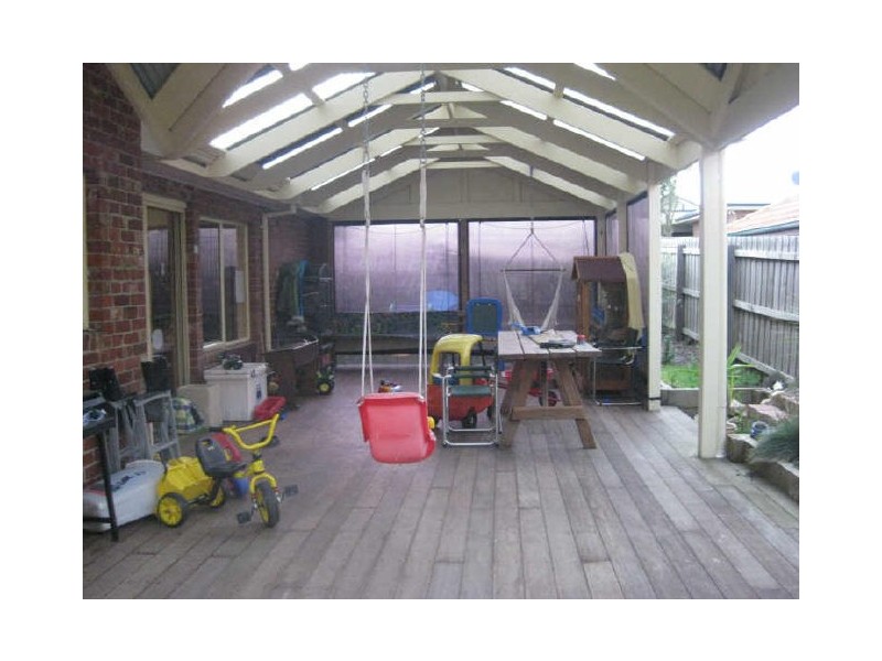 3 Stonehaven Avenue, Cranbourne VIC 3977