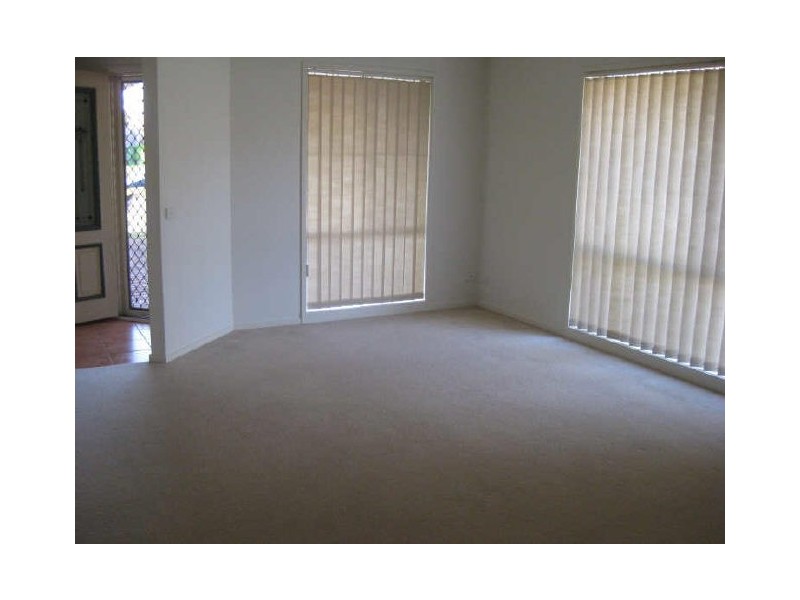 26 Fieldhouse Lane, Berwick VIC 3806