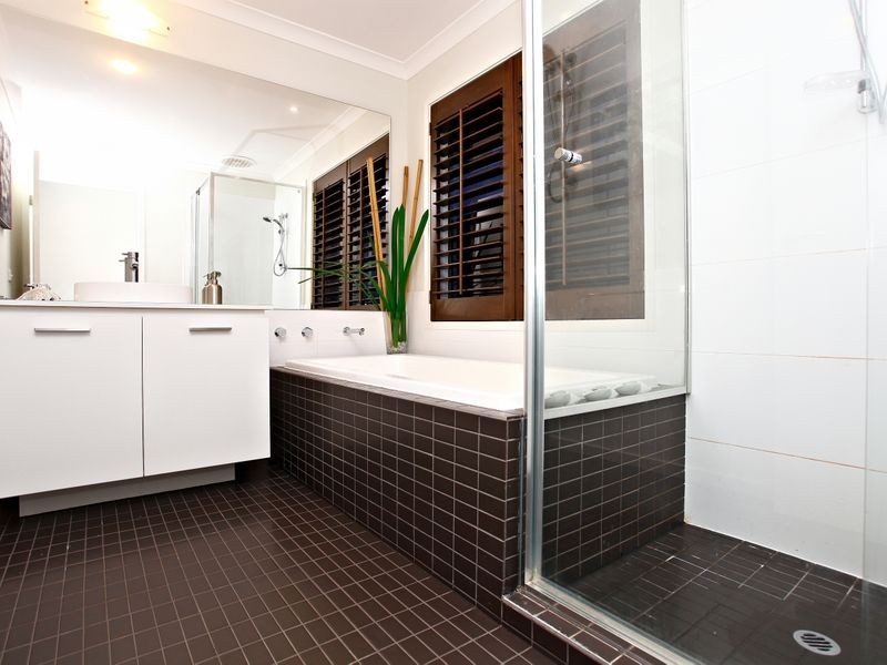 7 Chase Boulevard, Berwick VIC 3806