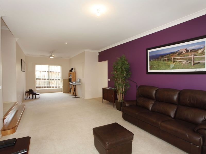 25 Riviera Drive, Berwick VIC 3806