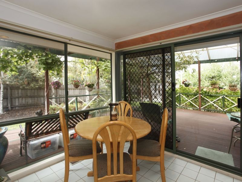 96 Strathaird Drive, Narre Warren South VIC 3805