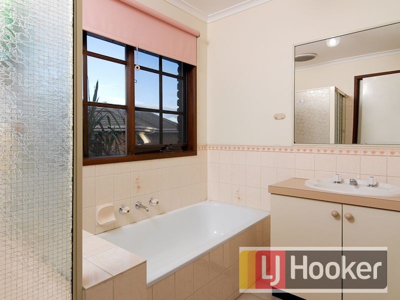 1/15 Florence Avenue, Berwick VIC 3806