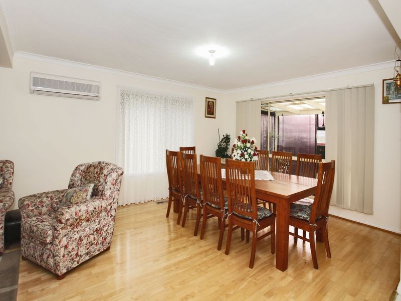 55 Chirnside Road, Berwick VIC 3806