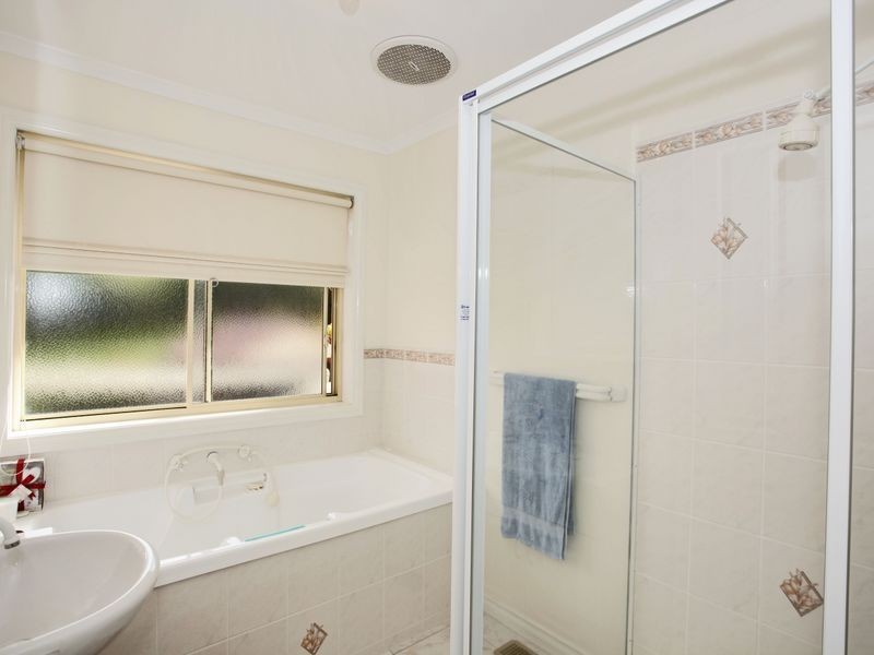 55 Chirnside Road, Berwick VIC 3806