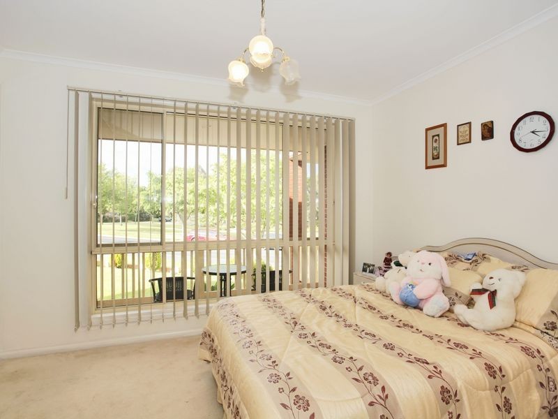 55 Chirnside Road, Berwick VIC 3806