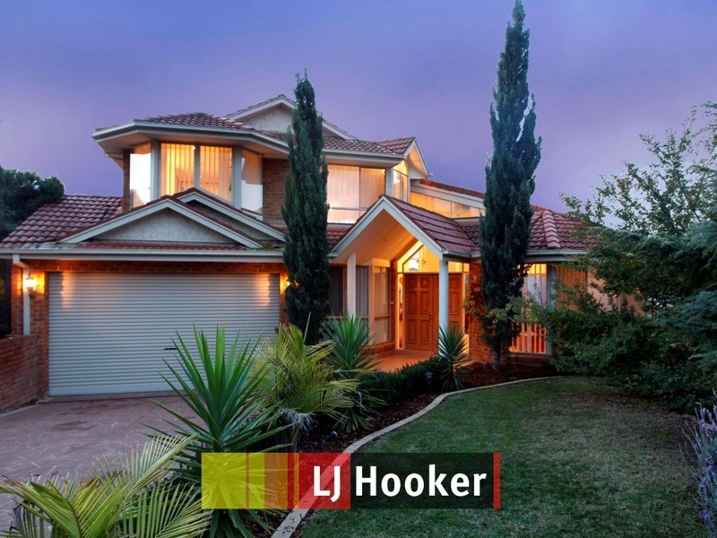 11 Minton Walk, Narre Warren South VIC 3805