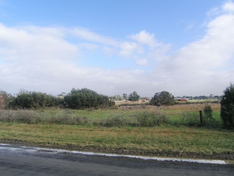 15 Officer South Road, Officer VIC 3809