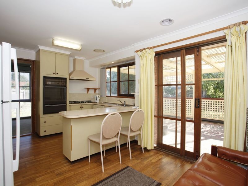 5 Chirnside Road, Berwick VIC 3806