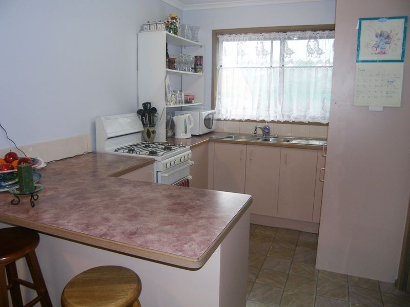 2 Festival Terrace, Berwick VIC 3806