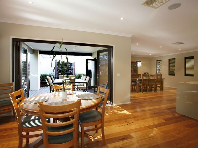 24 Chase Boulevard, Berwick VIC 3806