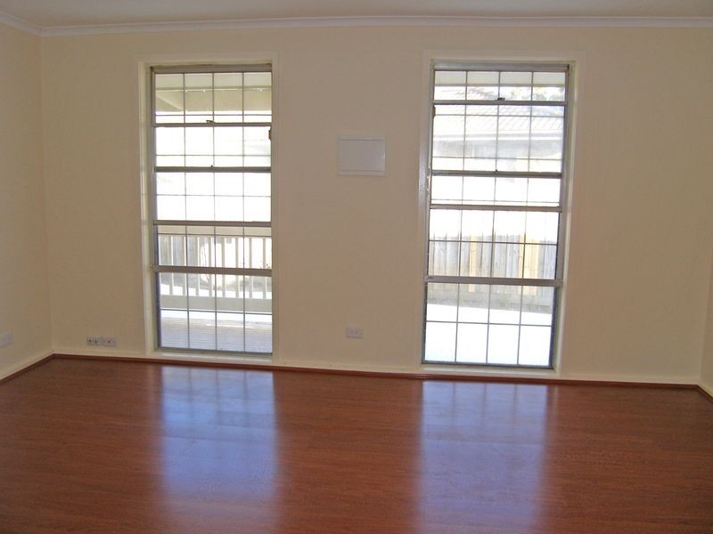 1/21 Hallam Road, Hampton Park VIC 3976