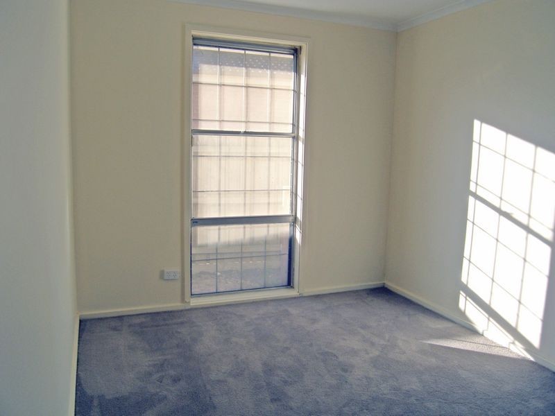 1/21 Hallam Road, Hampton Park VIC 3976