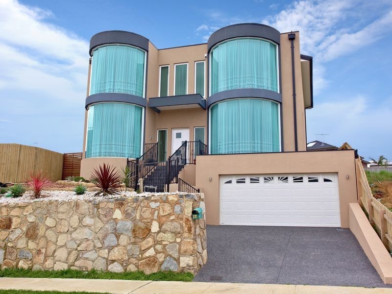 88 Sheldon Drive, Berwick VIC 3806