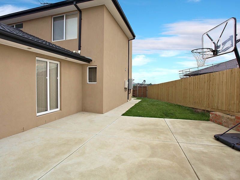 88 Sheldon Drive, Berwick VIC 3806