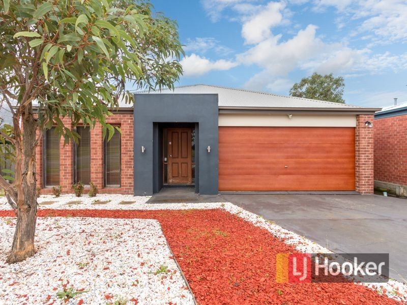 79 Earlsfield Drive, Berwick VIC 3806