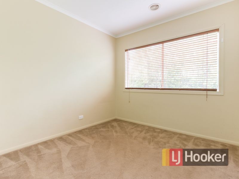 79 Earlsfield Drive, Berwick VIC 3806