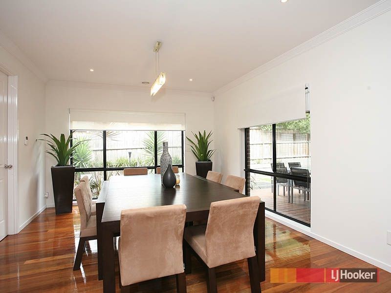 30 Red Oak Terrace, Lyndhurst VIC 3975