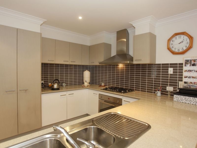 63 Meridian Circuit, Berwick VIC 3806