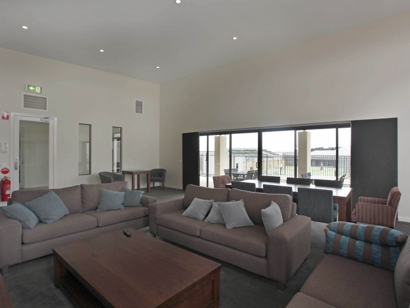 63 Meridian Circuit, Berwick VIC 3806