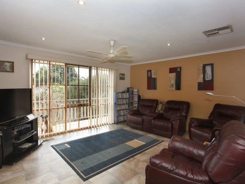 2 Wilma Court, Beaconsfield VIC 3807